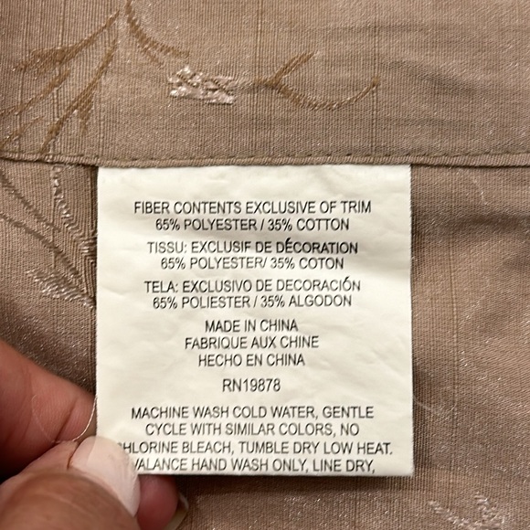 Beacon Looms Valance Neutral Taupe Floral Pattern Window Topper w Tassles - Picture 8 of 11